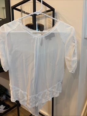 PJK Patterson J. Kincaid White Lace-Trim Short Sleeve Tunic
